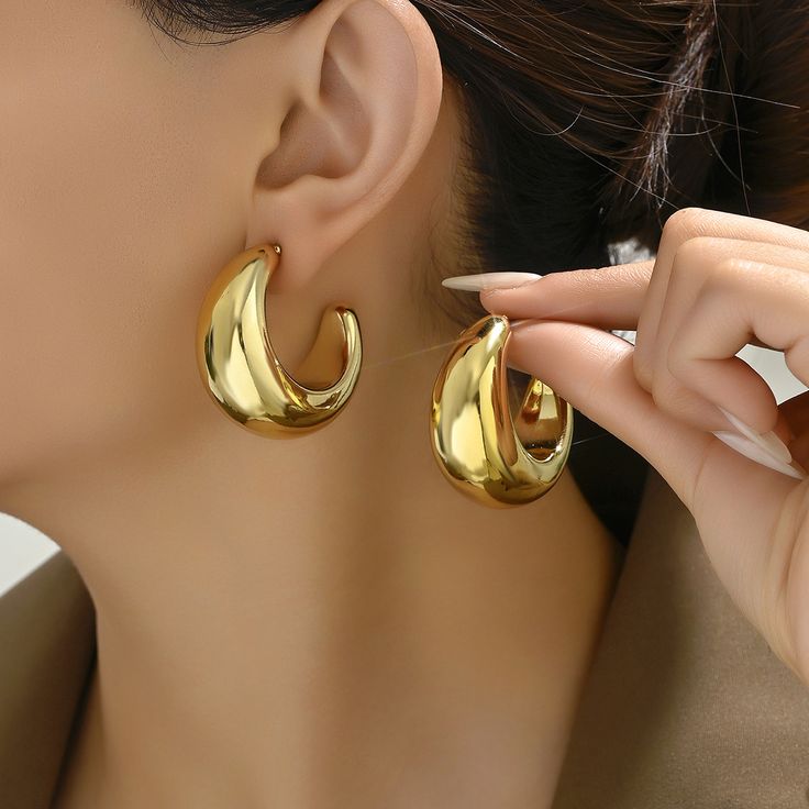 Chunky Gold Hoop Earrings for Women.